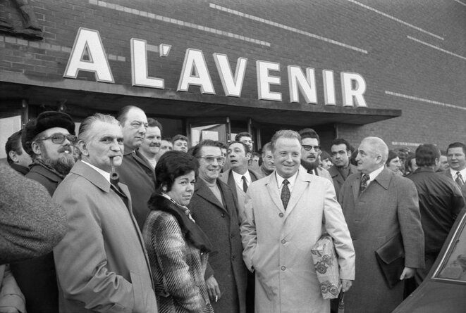 Le 10 janvier 1974, Georges Séguy, secrétaire général de la CGT rend visite aux dockers de Dunkerque en lutte pour leurs conditi © Danielle Guardiola Le 10 janvier 1974, Georges Séguy, secrétaire général de la CGT rend visite aux dockers de Dunkerque en lutte pour leurs conditi © Danielle Guardiola